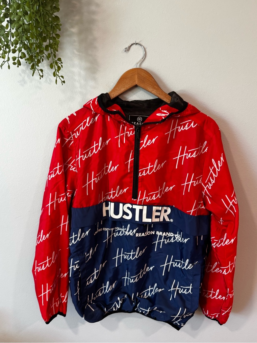 Hustler Red & Black Logo Mesh-Lined Windbreaker Hoodie size small